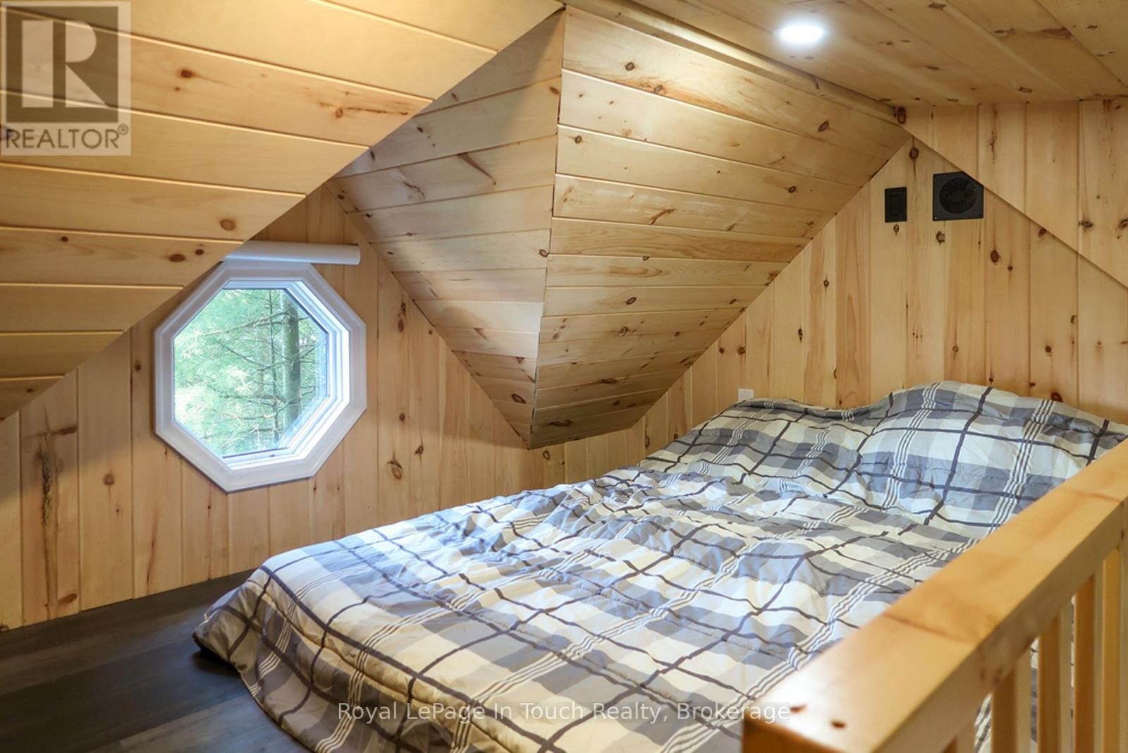 15052 Georgian Bay Shore Property Photo 29