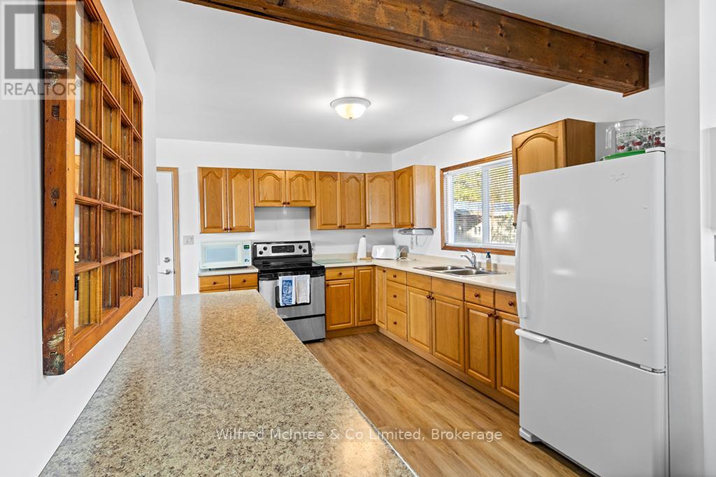 639 Bruce Road 13 Property Photo 13