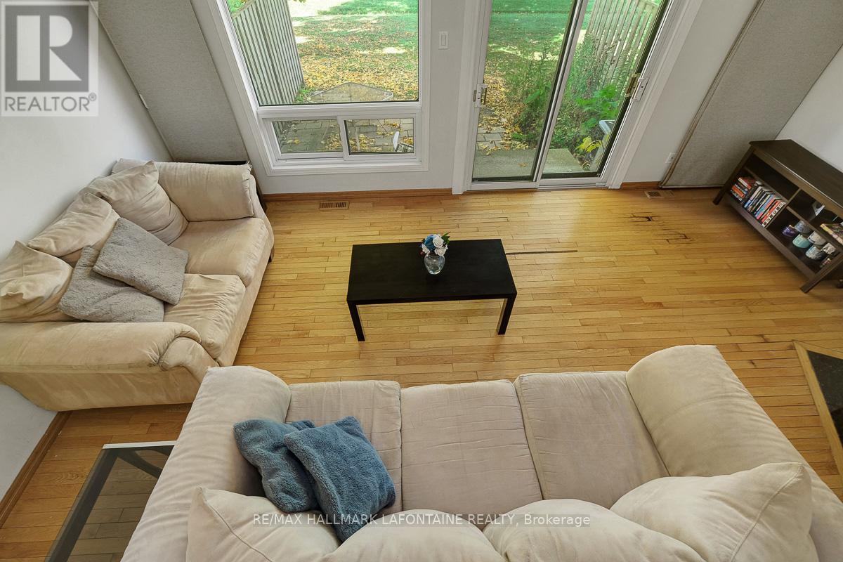 28 - 2 Bertona Street Property Photo 9