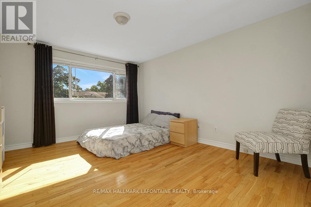 28 - 2 Bertona Street Property Photo 18