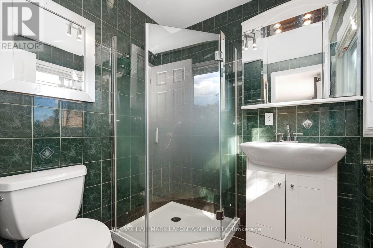 28 - 2 Bertona Street Property Photo 21