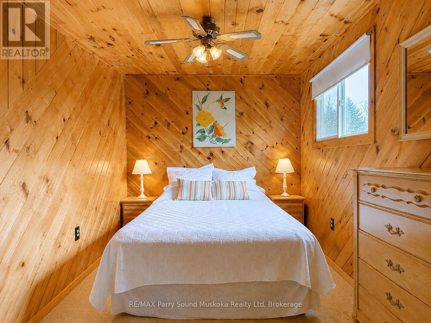 43 Bears Paw W Property Photo 16