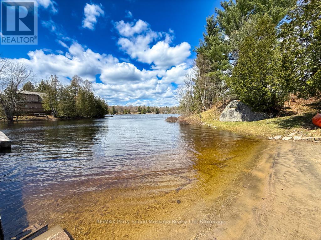43 Bears Paw W Property Photo 22