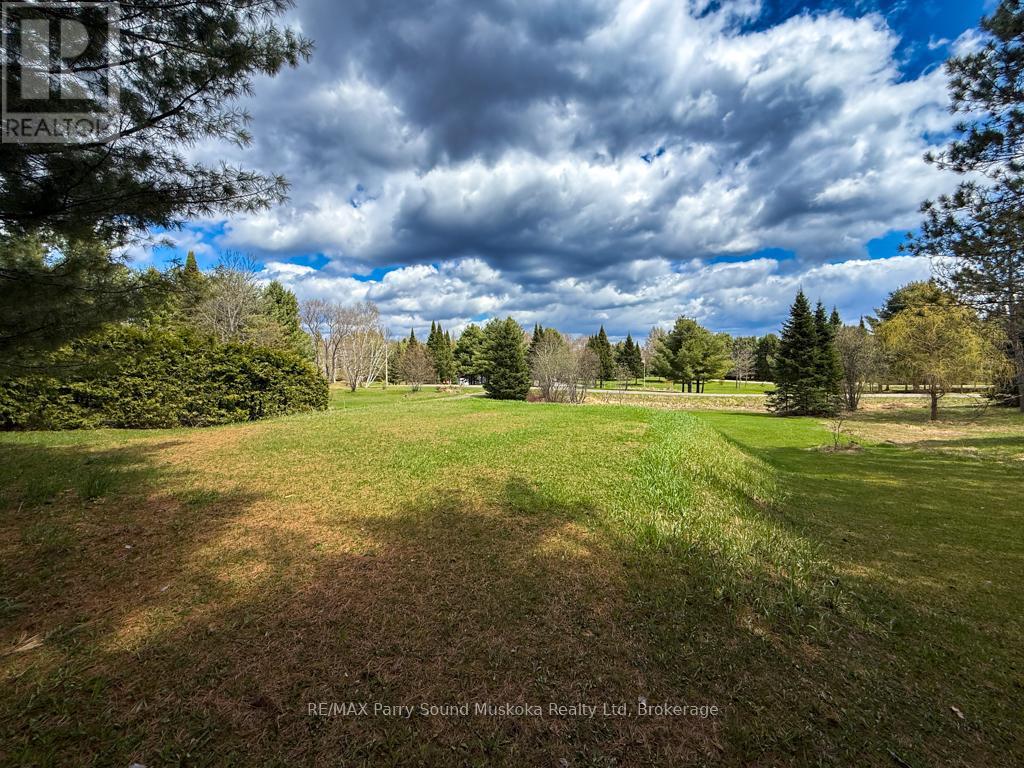 43 Bears Paw W Property Photo 34