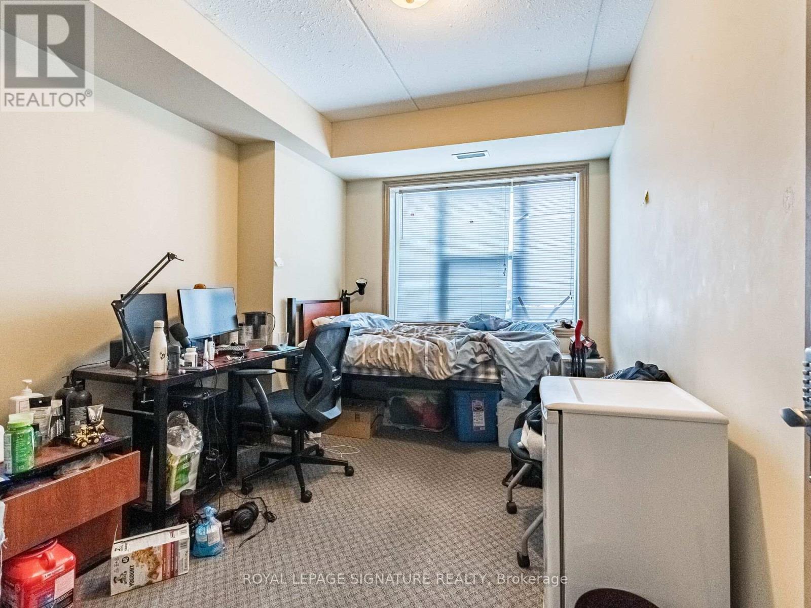 203 - 251 Lester Street Property Photo 21