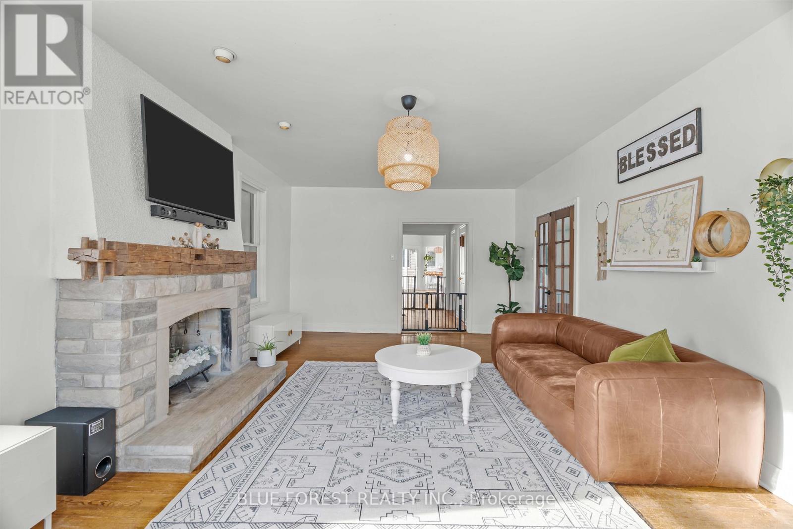 521 Upper Queen Street Property Photo 11