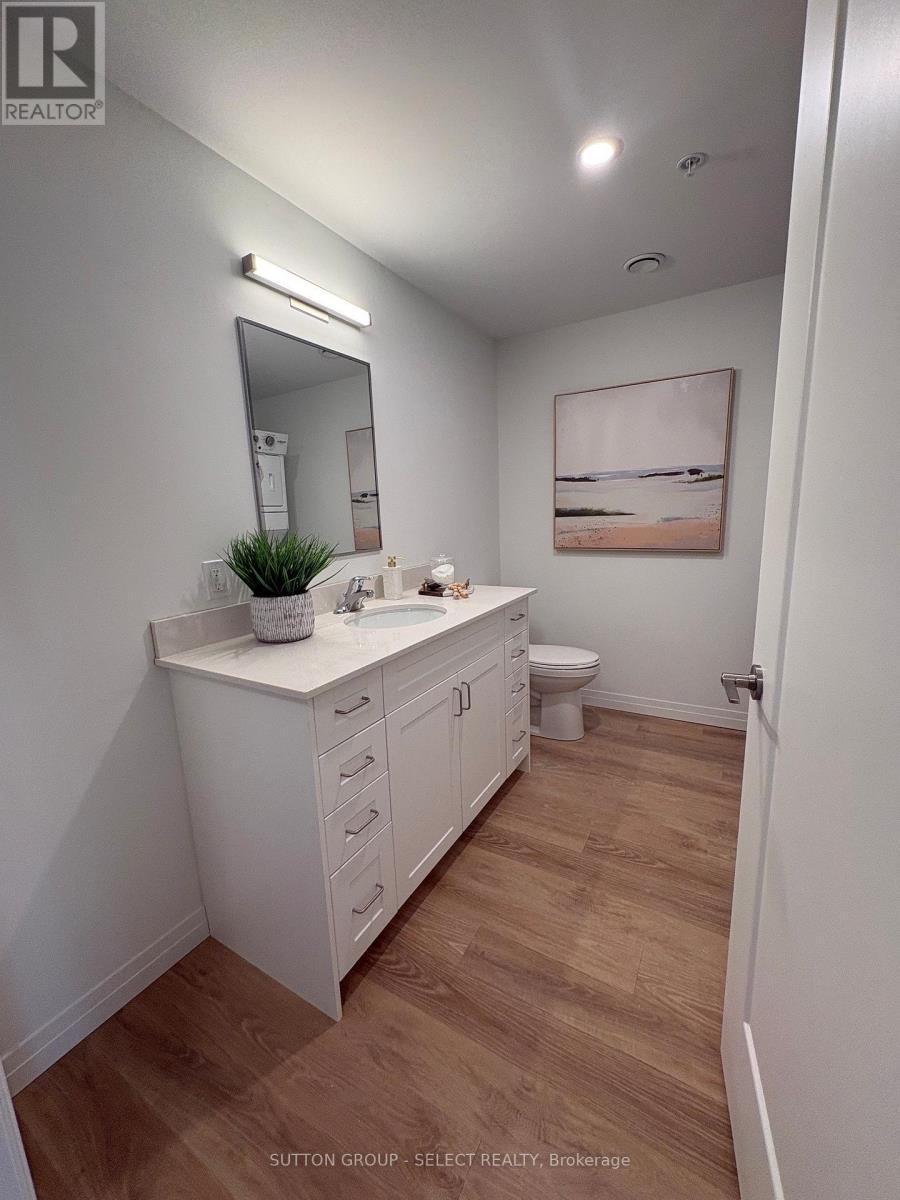 415 - 351 Hill Street Property Photo 14
