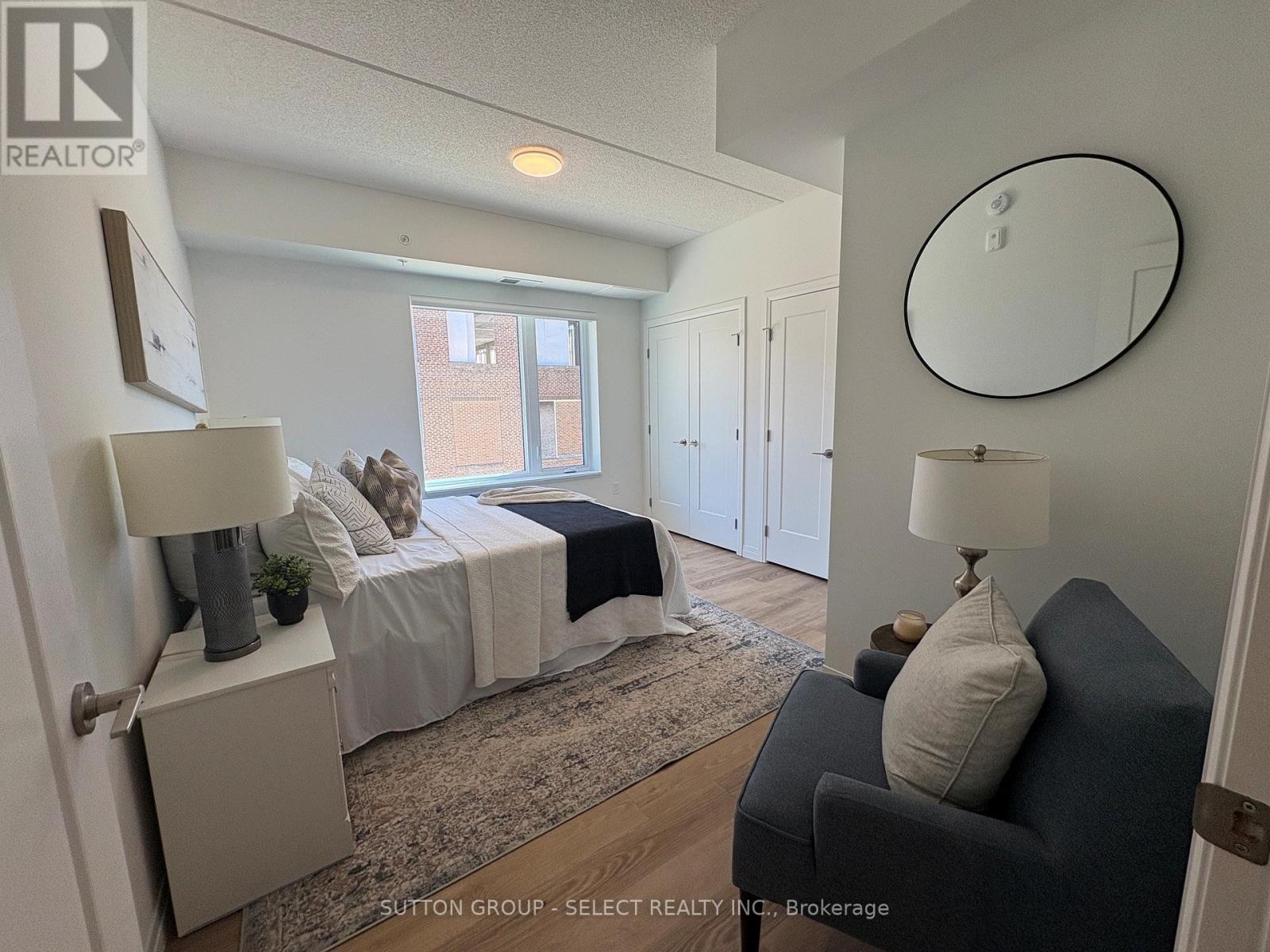 215 - 351 Hill Street Property Photo 13
