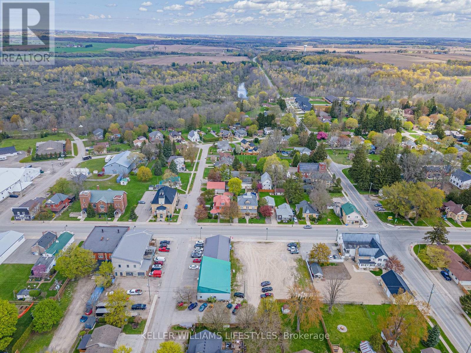 165 Ailsa Craig Main Street Property Photo 8