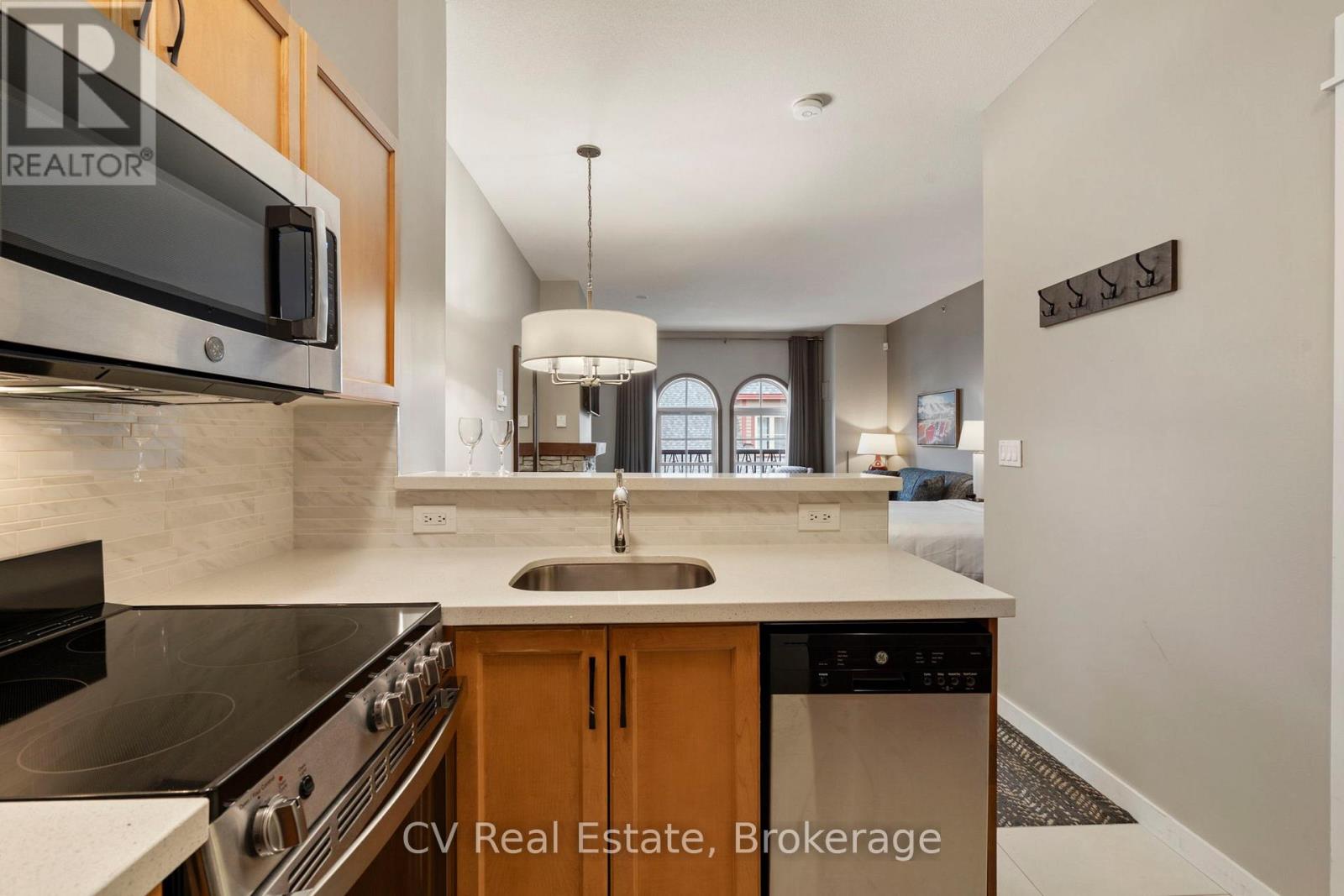 465 - 156 Jozo Weider Boulevard Property Photo 12