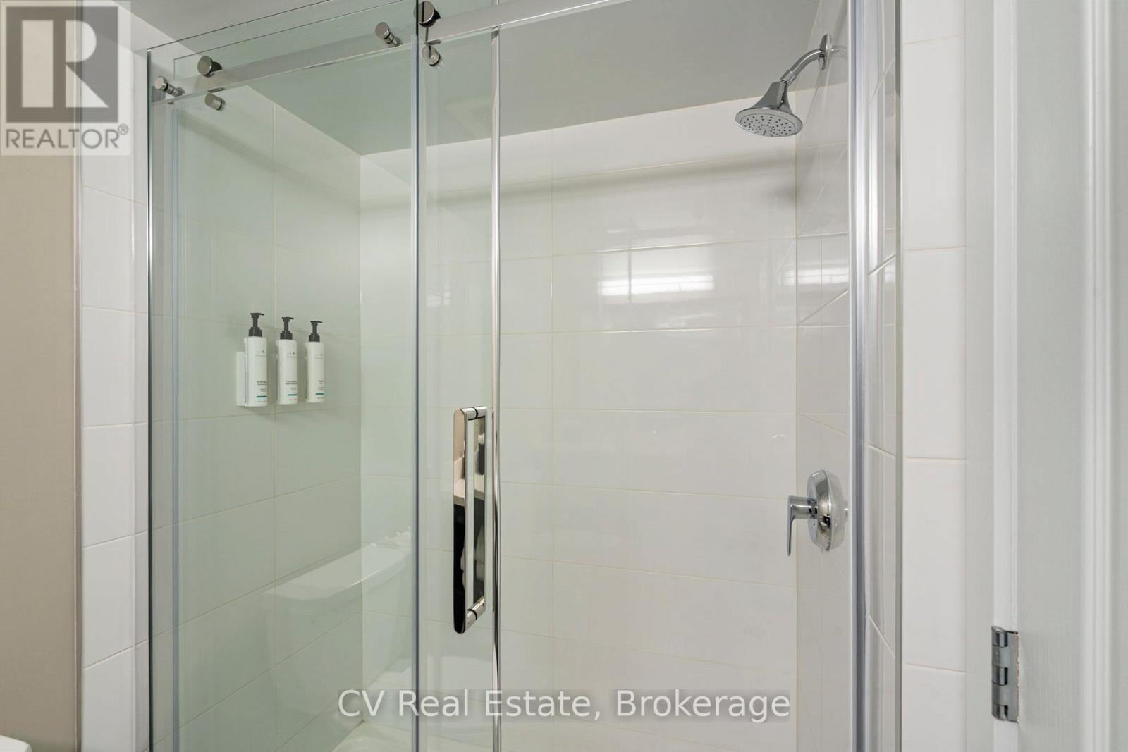 465 - 156 Jozo Weider Boulevard Property Photo 15
