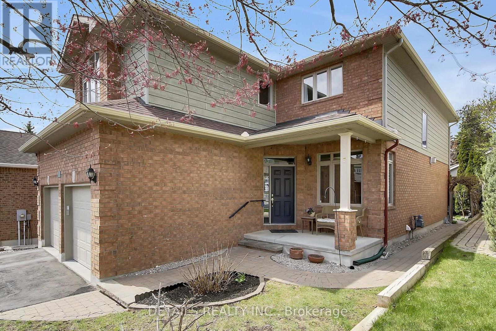 7 Stonecroft Terrace Property Photo 2