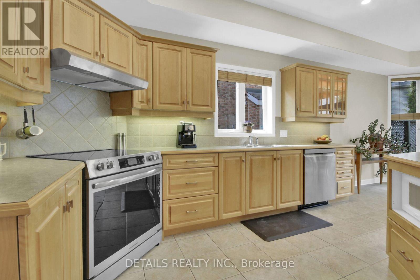 7 Stonecroft Terrace Property Photo 6
