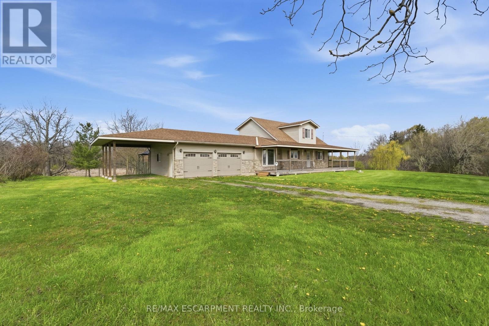 111 Erie Street Property Photo 9