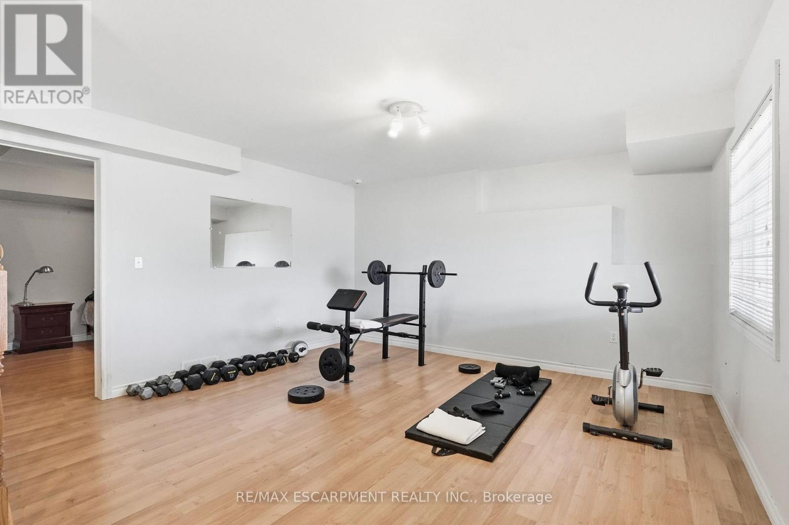 111 Erie Street Property Photo 27