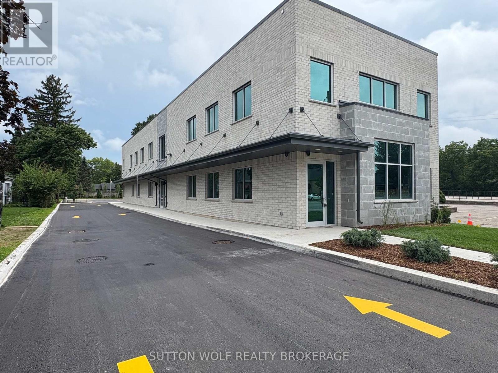 2368 Main (a - Main) Street Property Photo 2