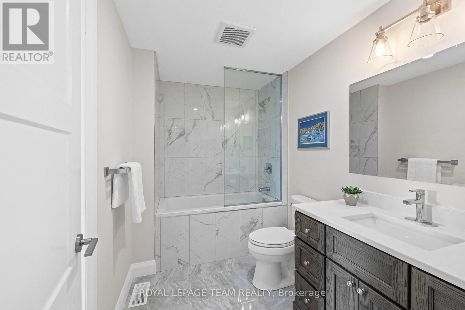 6101 First Line Road Property Photo 17