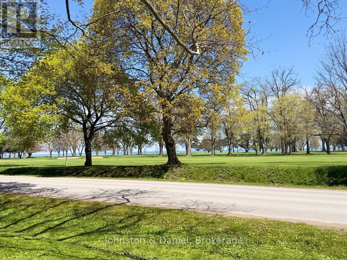 217 Butler Street Property Photo 14