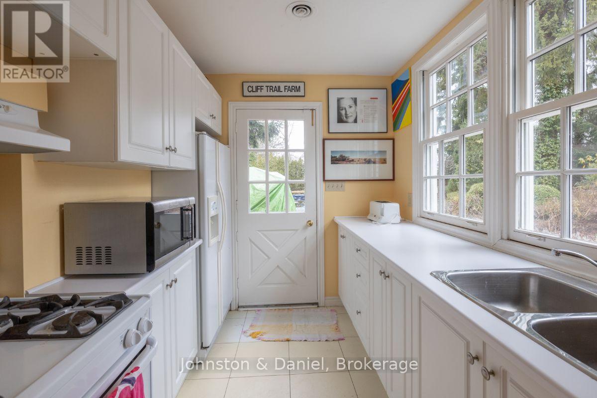 217 Butler Street Property Photo 48