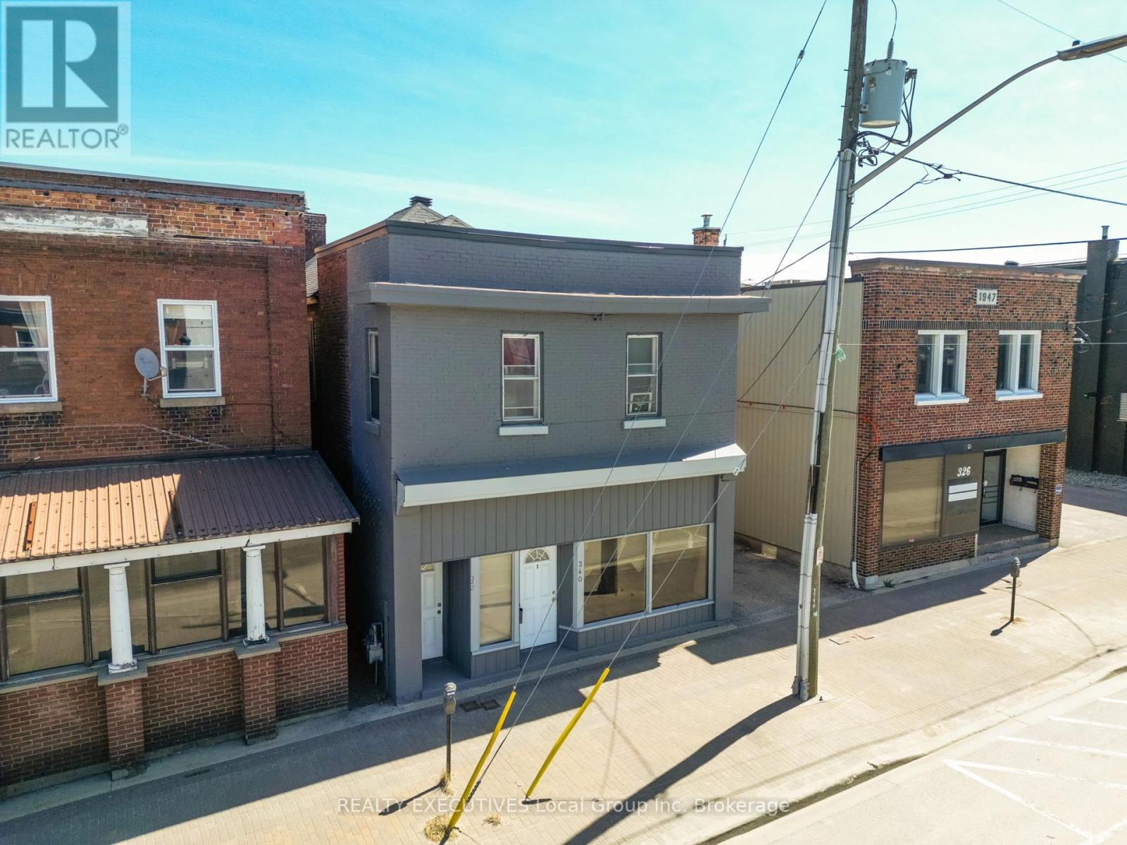 340 Mcintyre Street W Property Photo 1