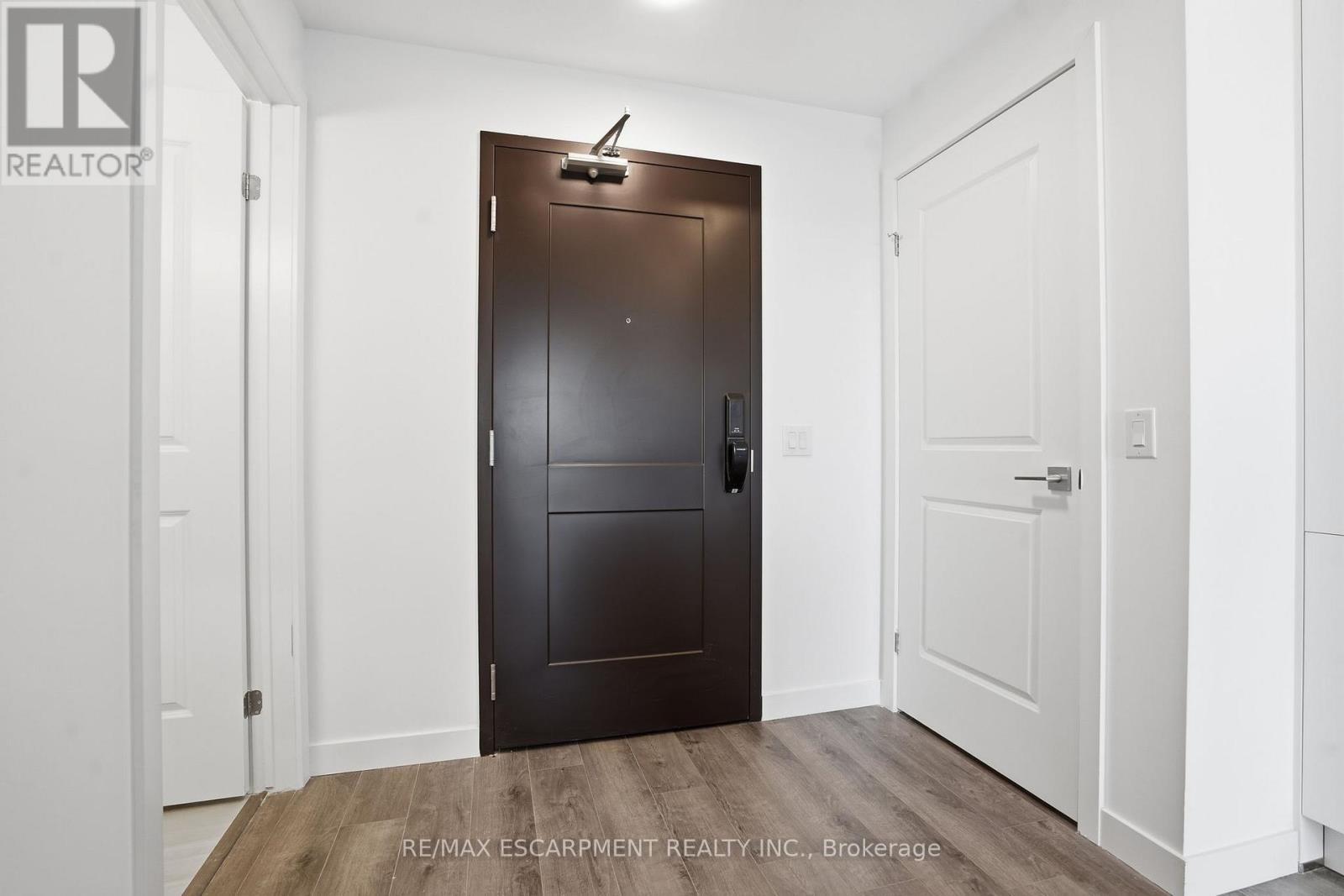 314 - 7549b Kalar Road Property Photo 6