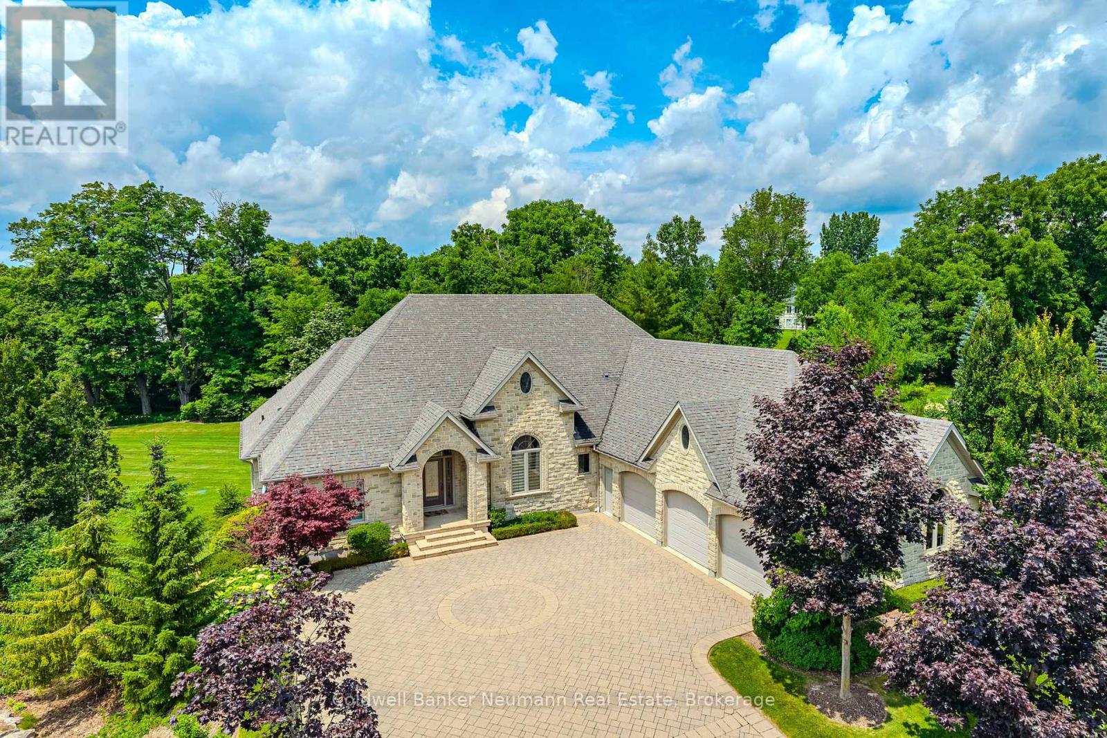 33 Cassin Court Property Photo 1