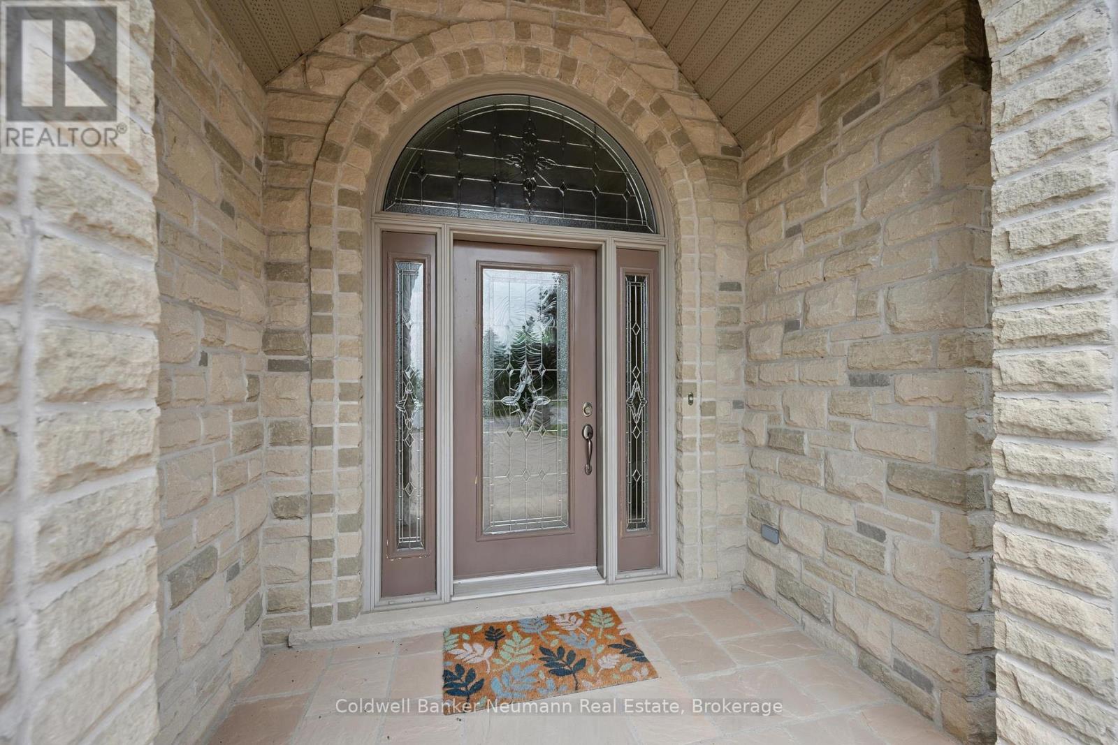 33 Cassin Court Property Photo 6