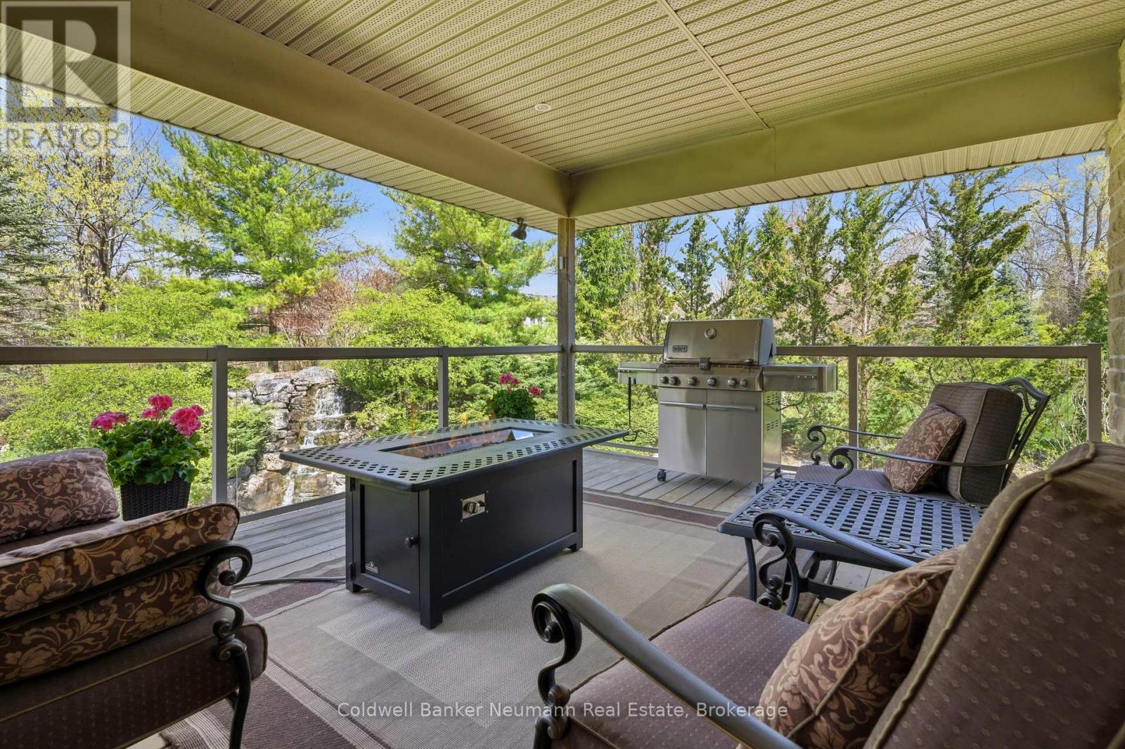 33 Cassin Court Property Photo 15