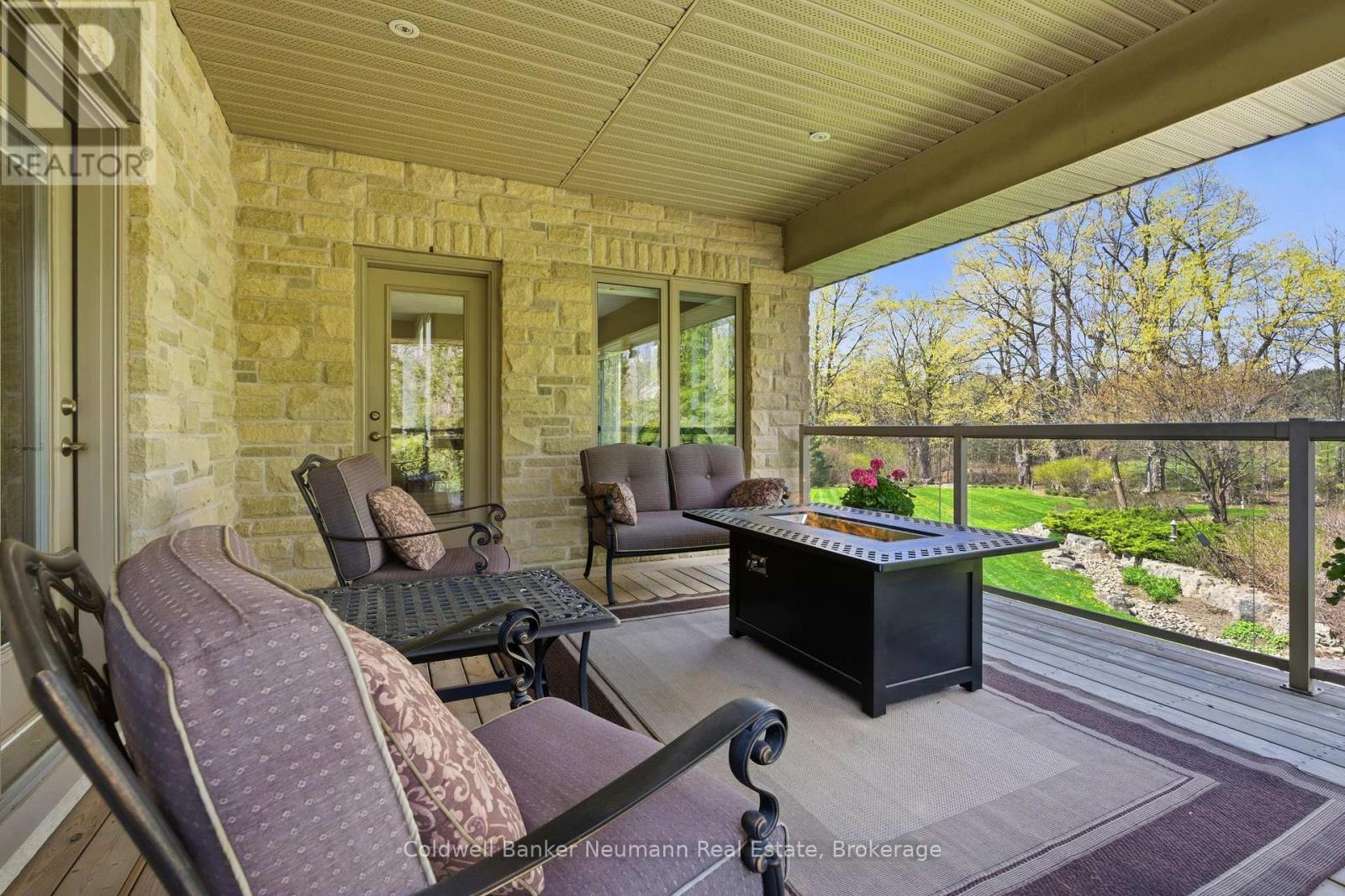 33 Cassin Court Property Photo 16