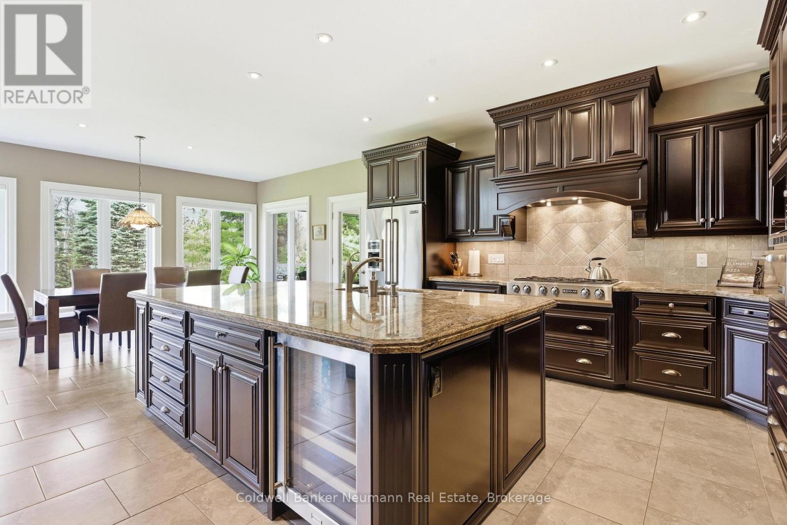 33 Cassin Court Property Photo 18