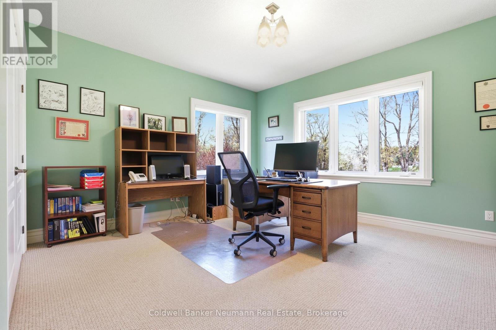 33 Cassin Court Property Photo 25