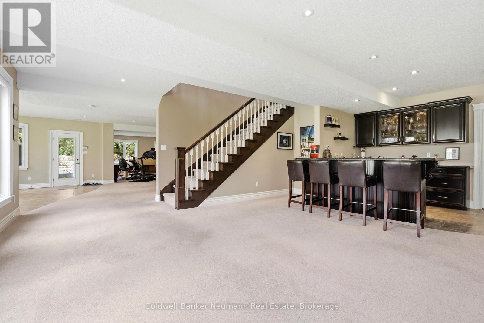33 Cassin Court Property Photo 32
