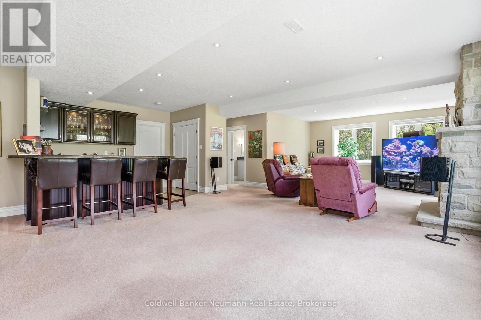 33 Cassin Court Property Photo 34
