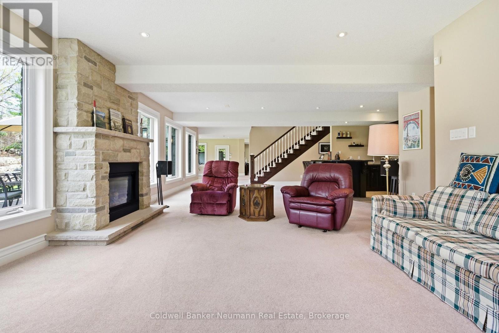 33 Cassin Court Property Photo 36