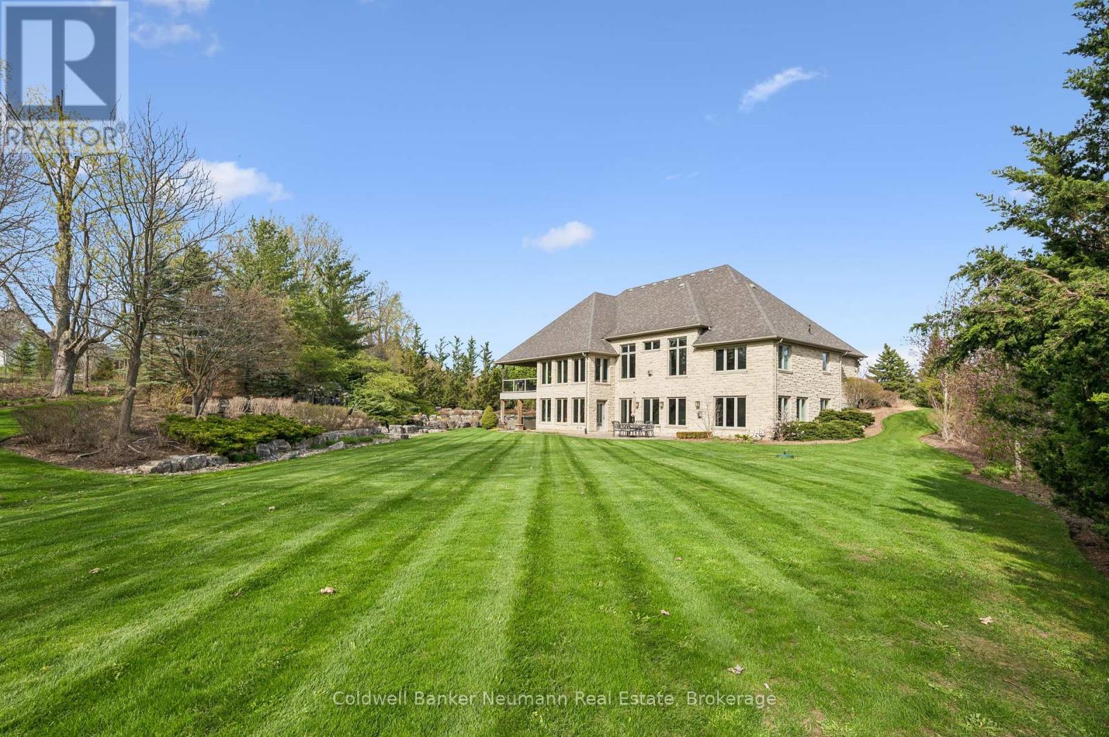 33 Cassin Court Property Photo 46