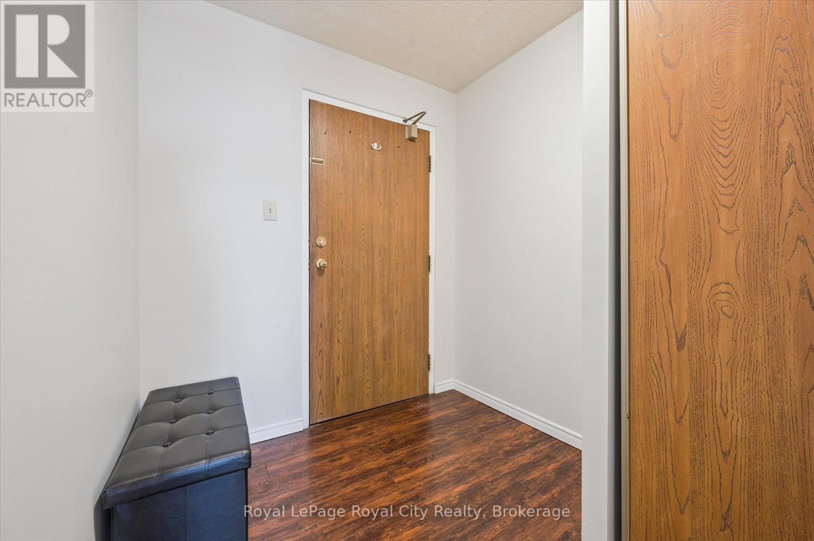 1410 - 35 Green Valley Drive Property Photo 9