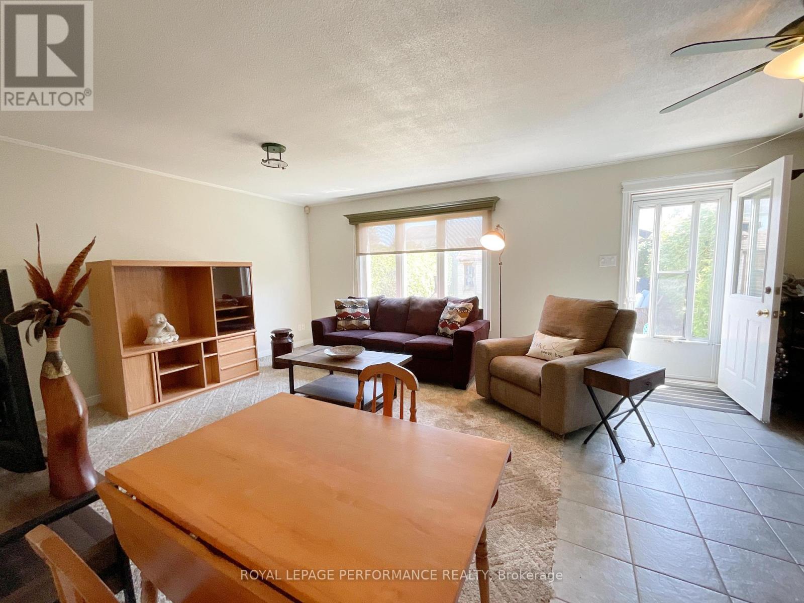 443 Tupper Street Property Photo 18