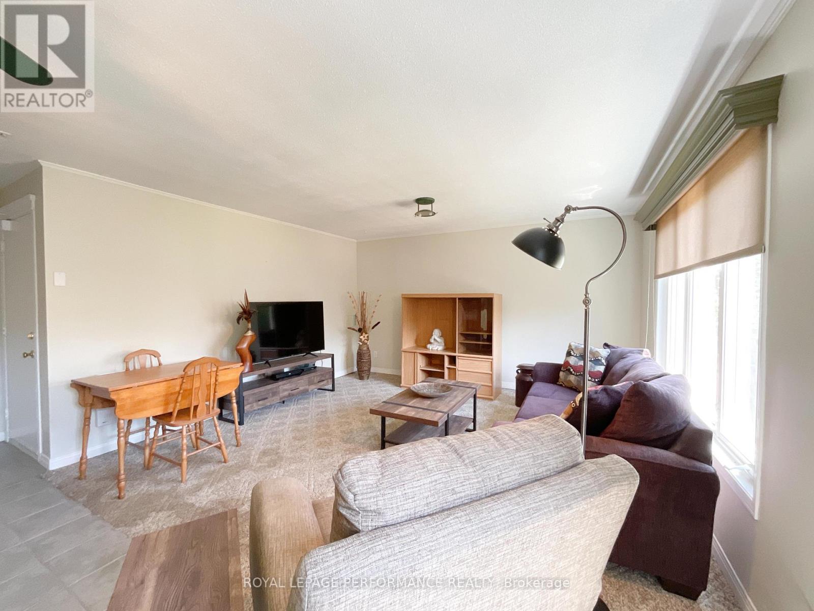 443 Tupper Street Property Photo 19
