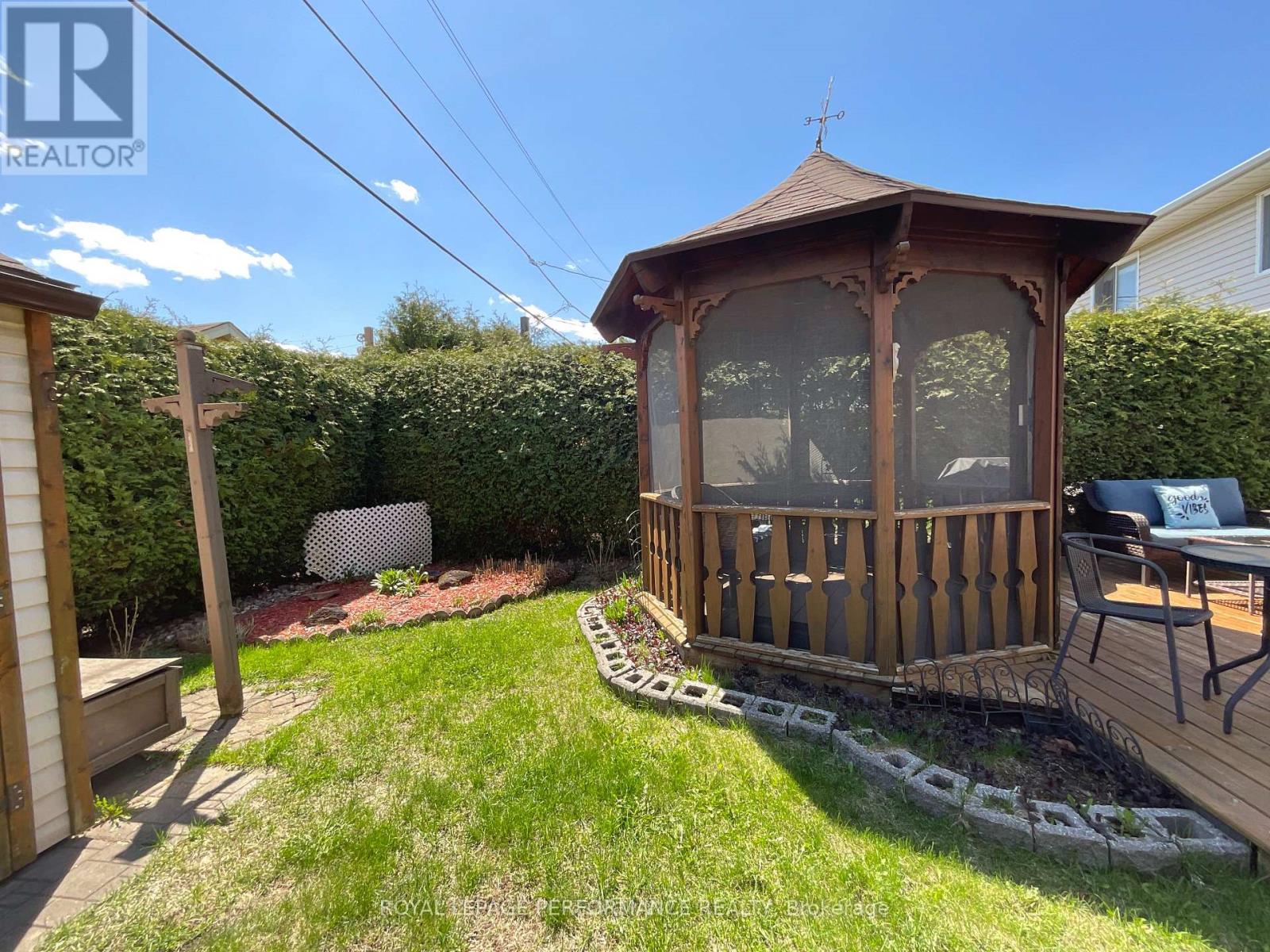 443 Tupper Street Property Photo 21