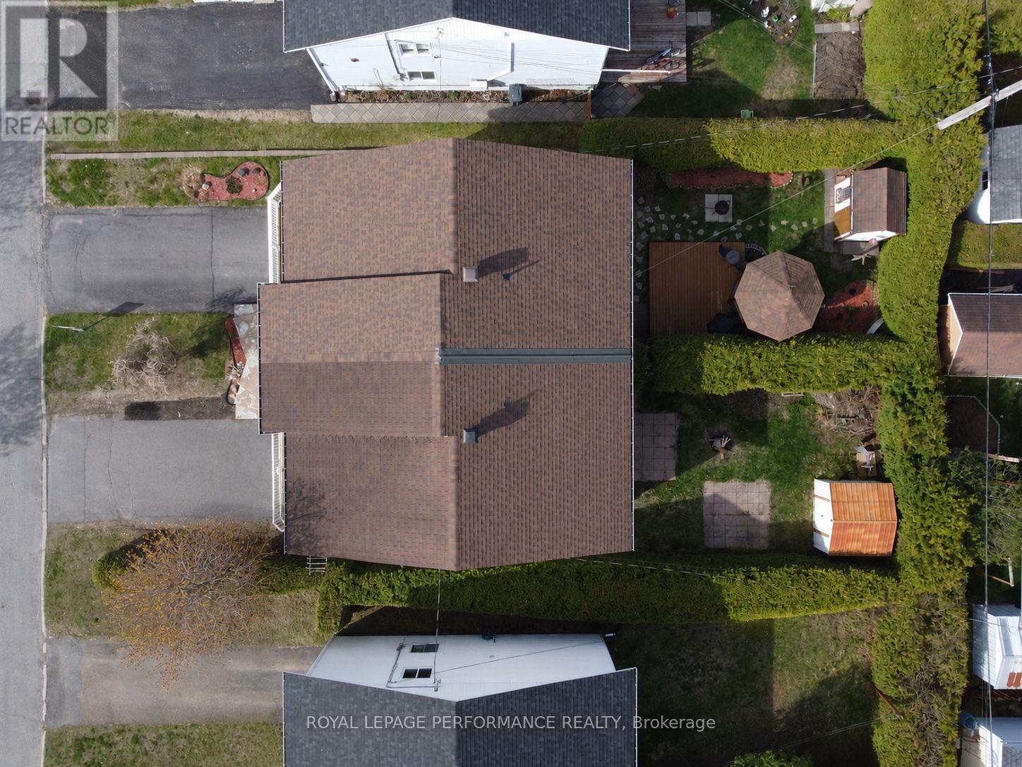 443 Tupper Street Property Photo 25