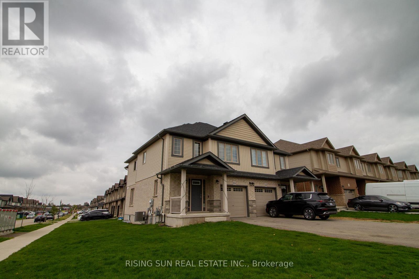1624 Dunkirk Avenue E Property Photo 3