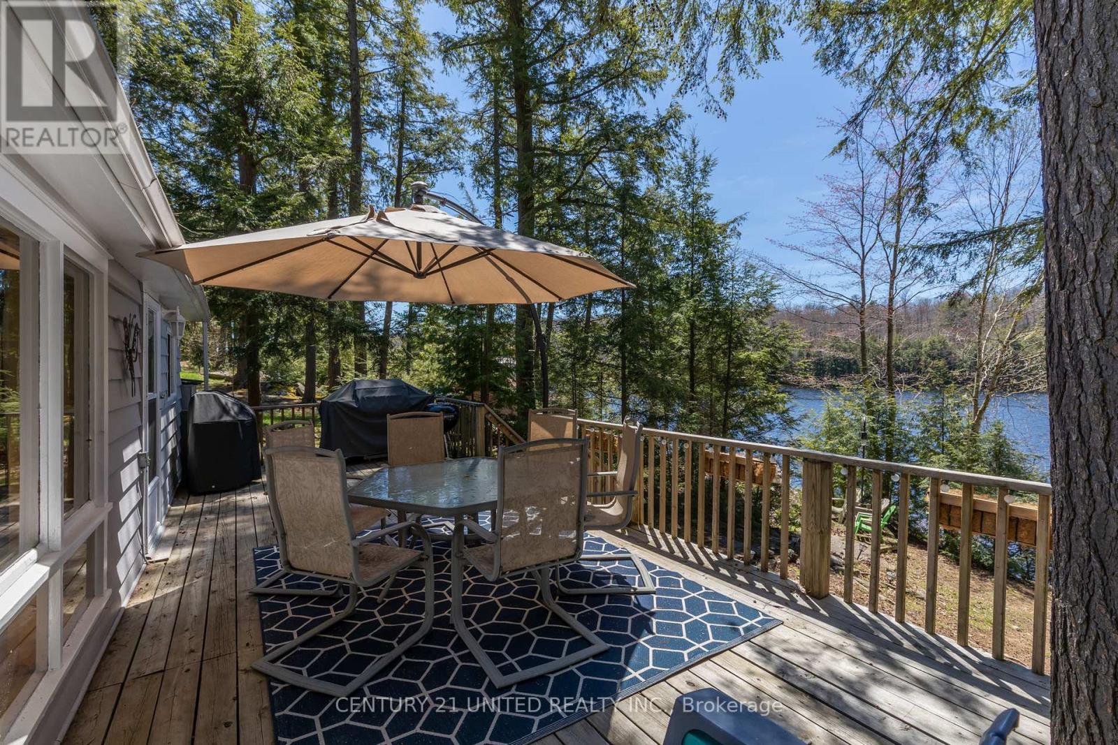 812 Island 8 Catchacoma Lake Property Photo 8