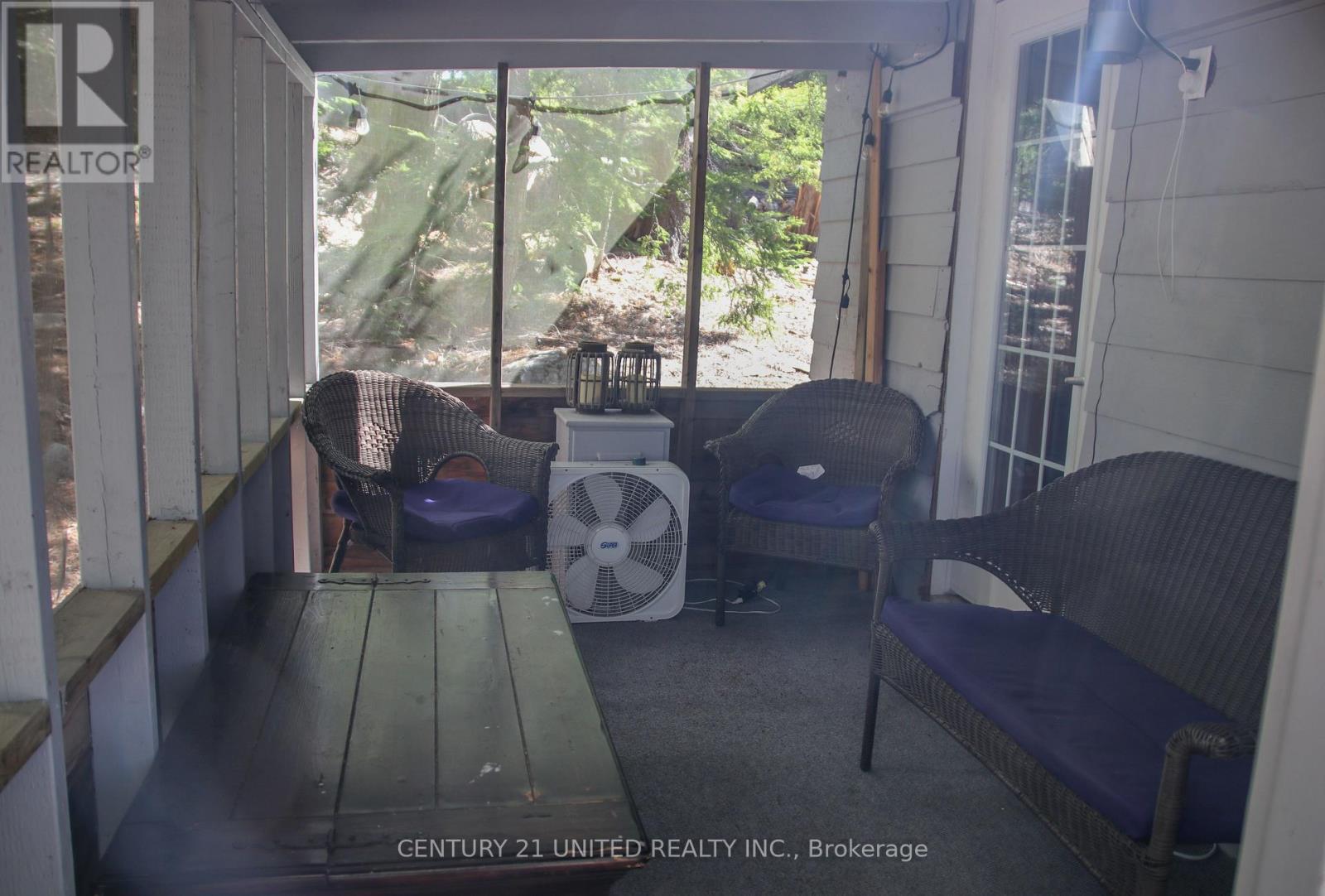 812 Island 8 Catchacoma Lake Property Photo 32