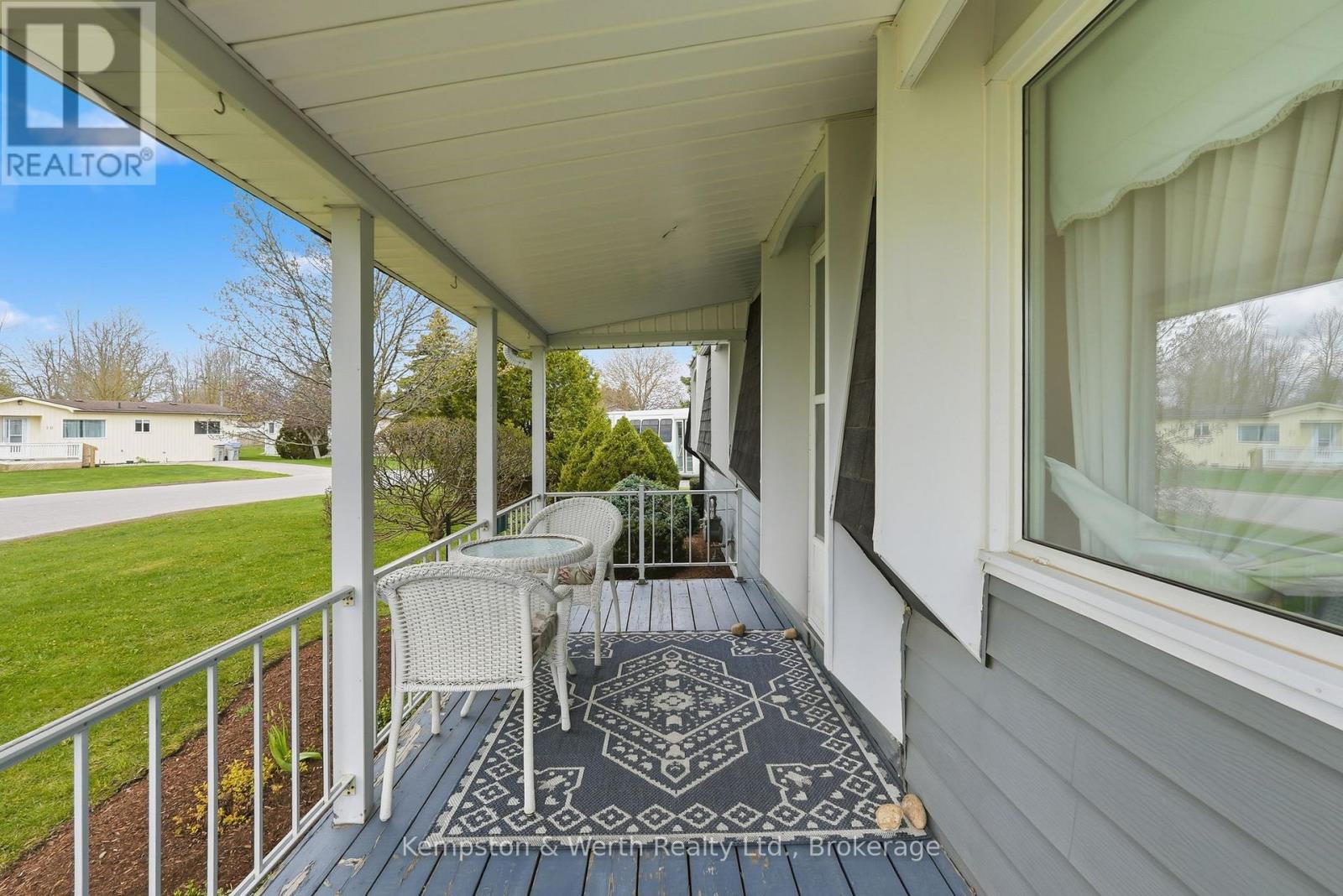 33 Fairview Crescent Property Photo 4