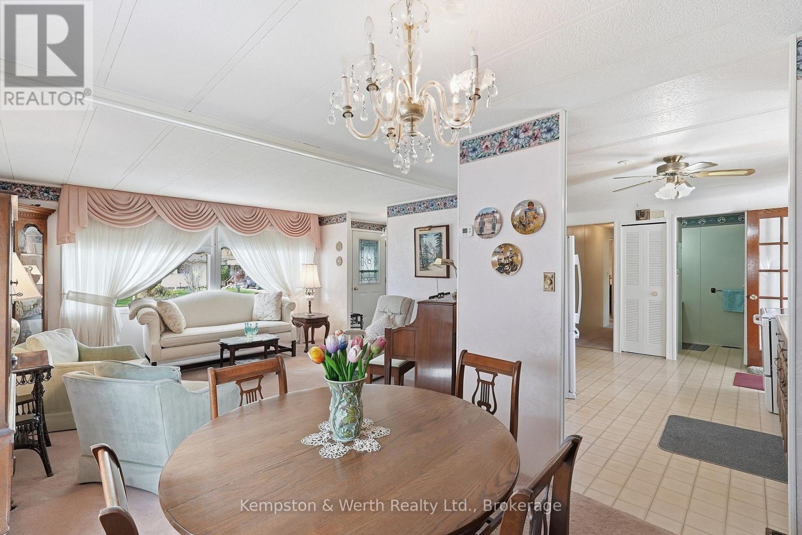 33 Fairview Crescent Property Photo 9
