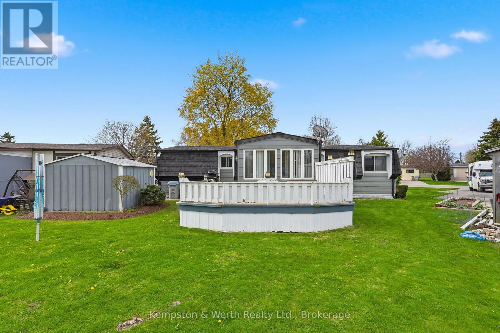 33 Fairview Crescent Property Photo 24