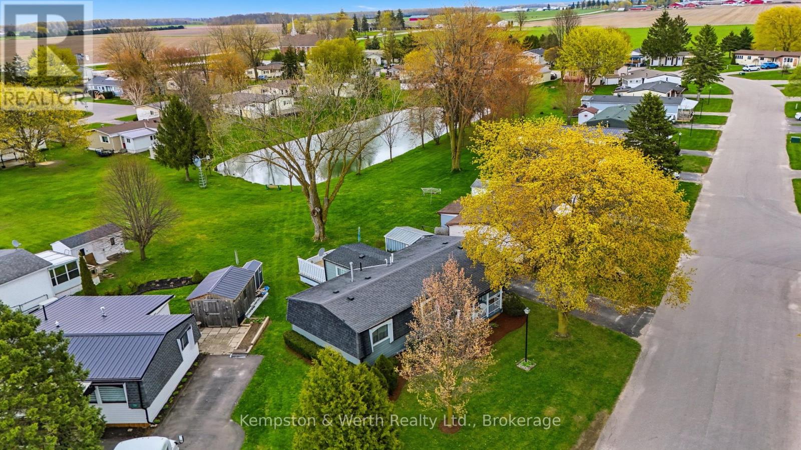 33 Fairview Crescent Property Photo 26