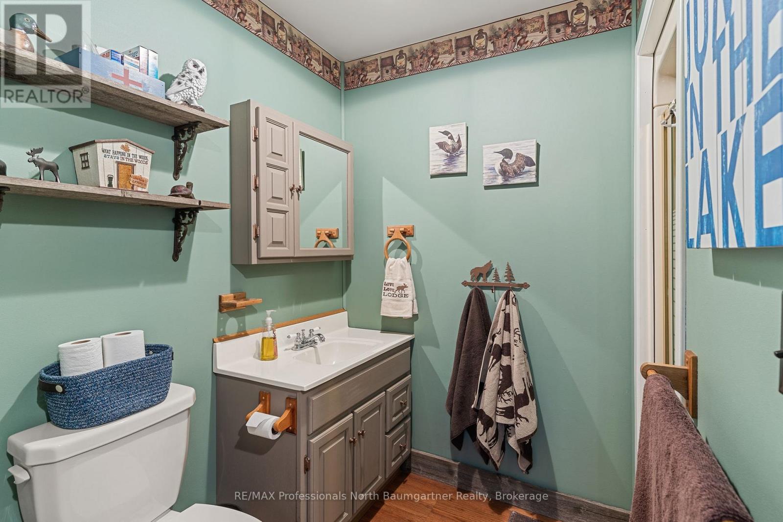 2041 Glamor Lake Road Property Photo 14
