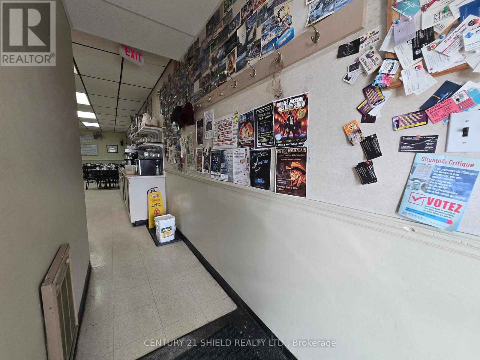 120 Tollgate Road W Property Photo 13