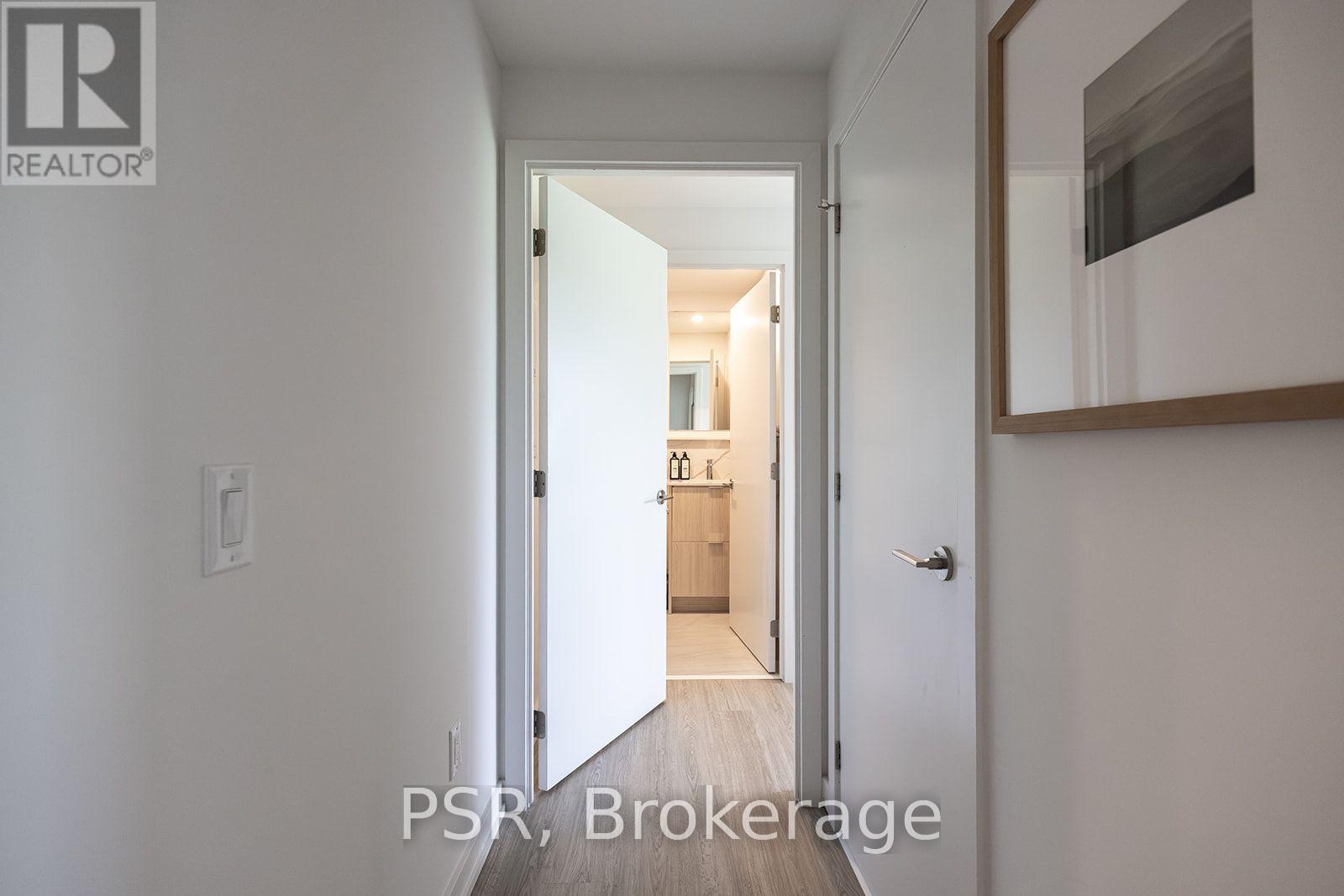 108 - 100 Carrick Trail Property Photo 26